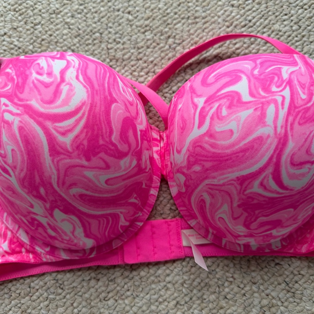 Victoria's Secret Pink Bra Wear Everywhere push up/ wear Everywhere push up